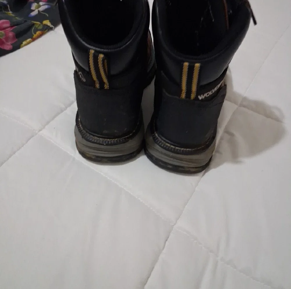 Men's Woverine Steel Toed  Leather Work Boots  Sz 9 M